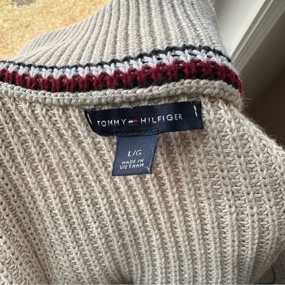 Tommy Hilfiger Monogram Applique Mock Neck Sweater Large Varsity Chunky Knit - Picture 5 of 8